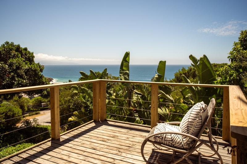 To Let 5 Bedroom Property for Rent in Hobie Beach Western Cape